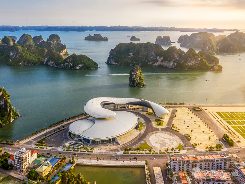 Hà Nội - Sapa - Bản Cát Cát - Fansipan - Chùa Bái Đính - Tràng An - Hạ Long - Động Thiên Cung