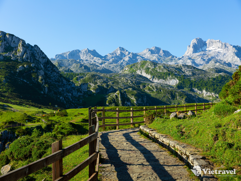 Hành trình tàu hỏa sang trọng khám phá: Bồ Đào Nha – Tây Ban Nha – Pháp – Andorra